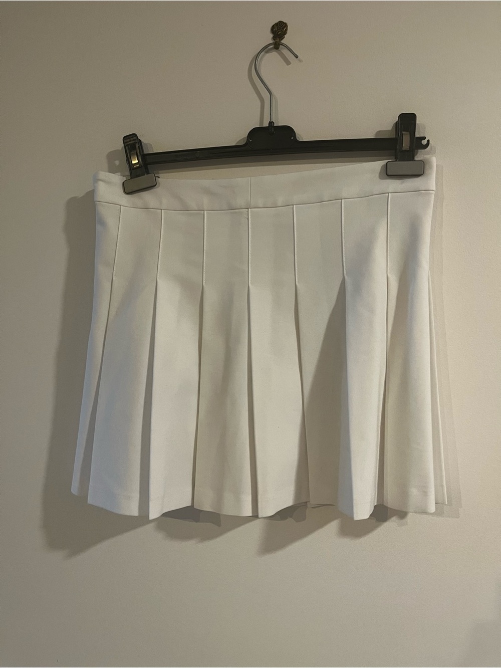 Sunday Best (Aritzia) Pleated White Skater Skirt